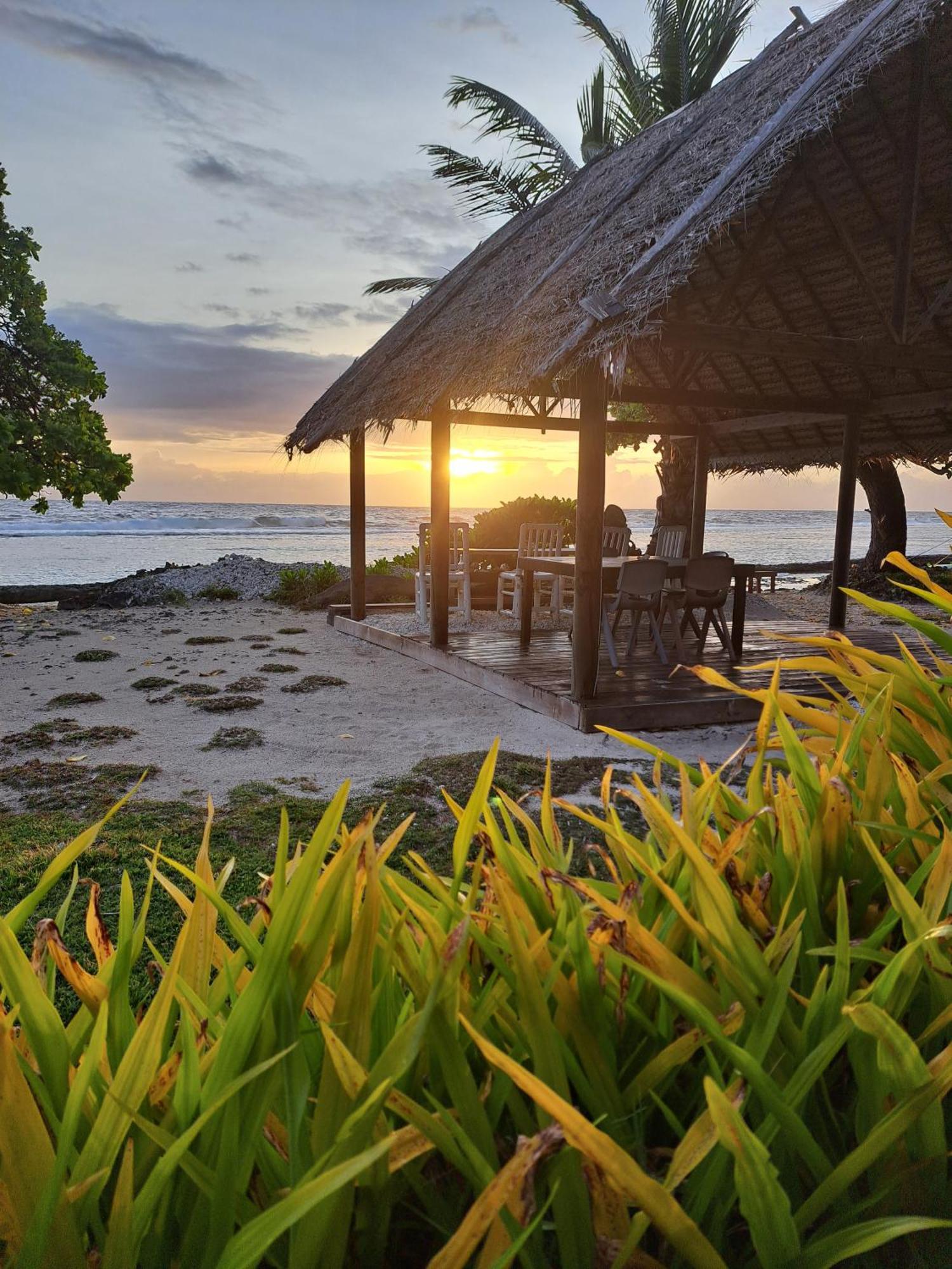 Tifaifai Et Cafe Huahine Bed & Breakfast Фаре Екстериор снимка